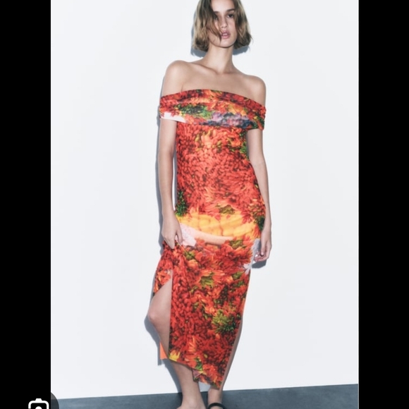Zara Off the Shoulder Printed Midi Dress - Picture 5 of 9